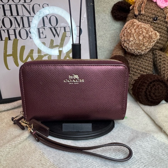 Coach Handbags - Coach Maroon Leather Wristlet